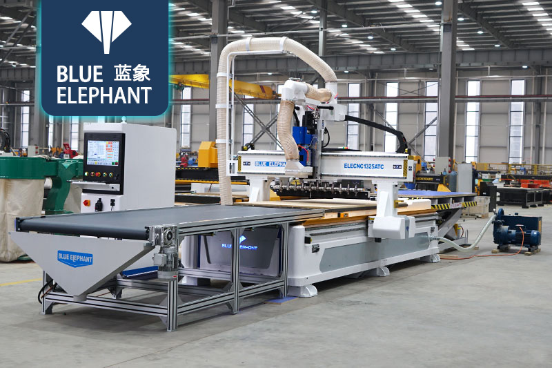 自動上下料開料機(jī)